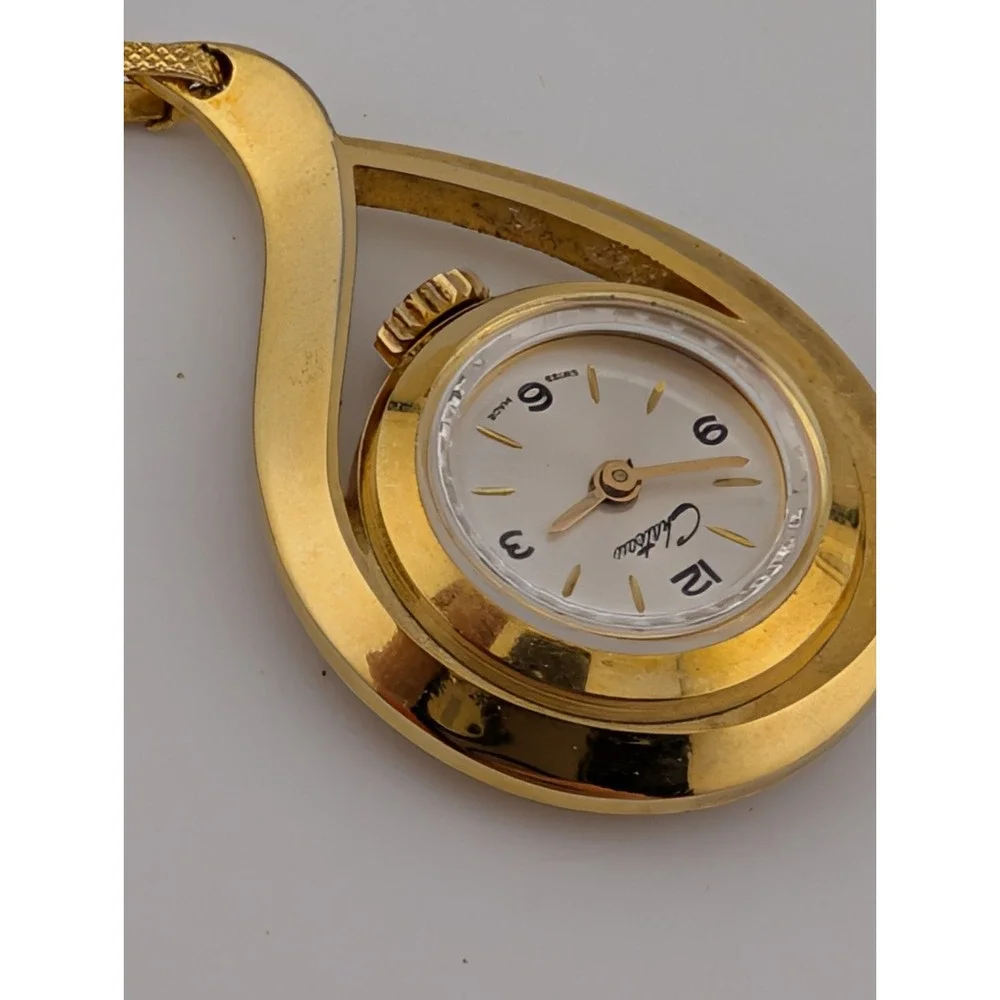 Vintage New 1960s Chateau Swiss Mechanical Pendant Watch Gold Case‎ w/ Chain
